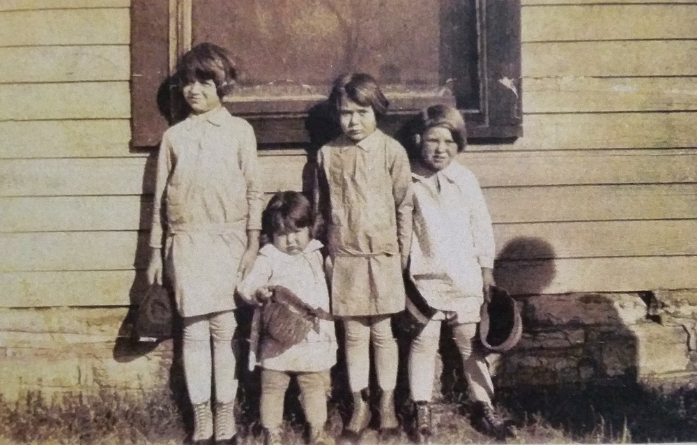 Audrey Strickland and sisters